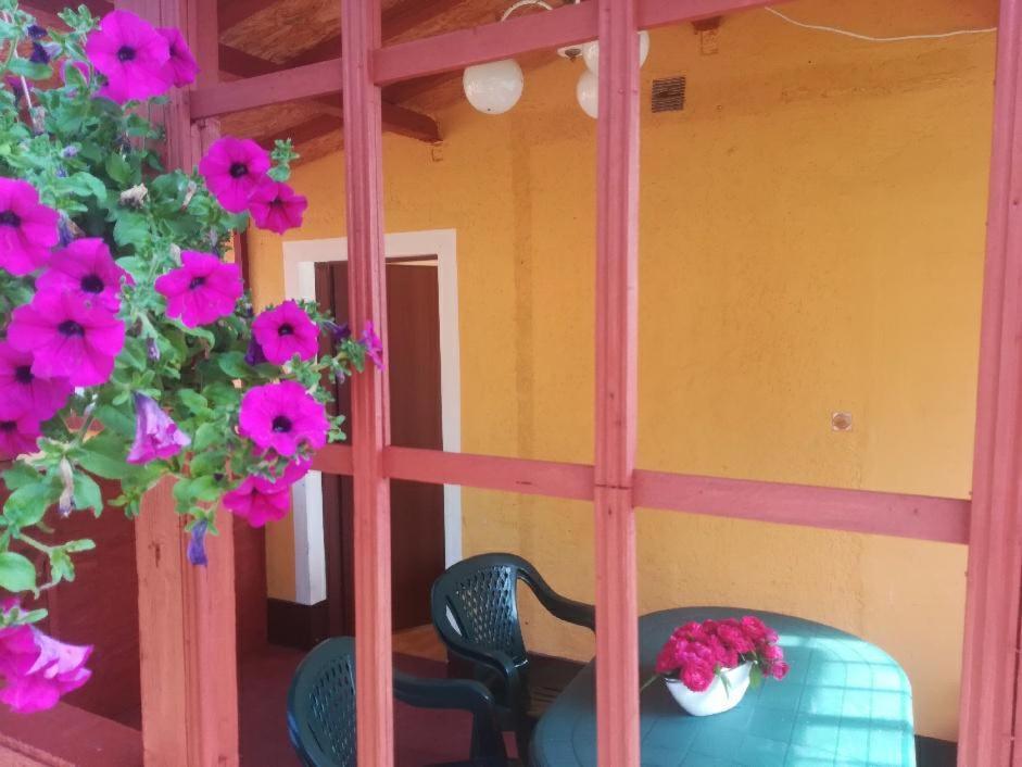 Pod Jablonia Villa Jezierzany Kültér fotó